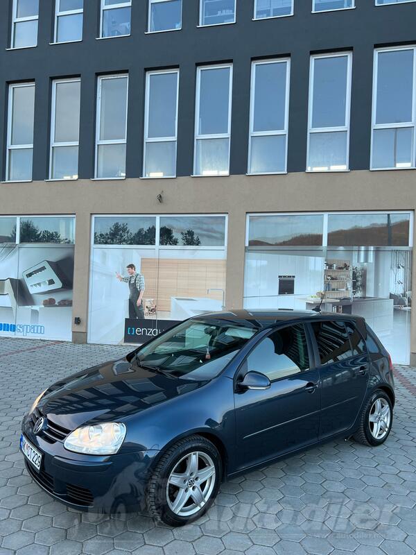 Volkswagen - Golf 5 - 1.9 TDI