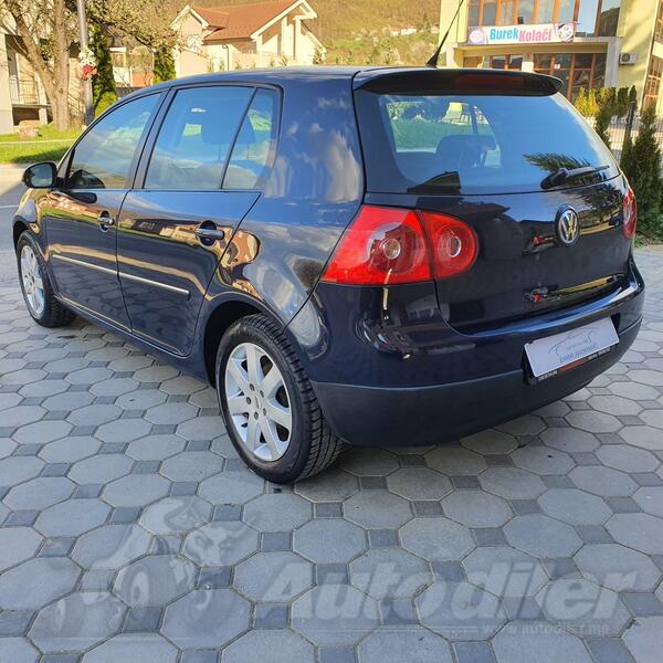 Volkswagen - Golf 5 - 1.9 tdi