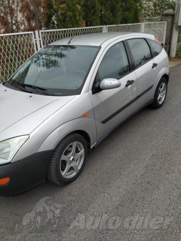 Ford - Focus - 2.0 16v
