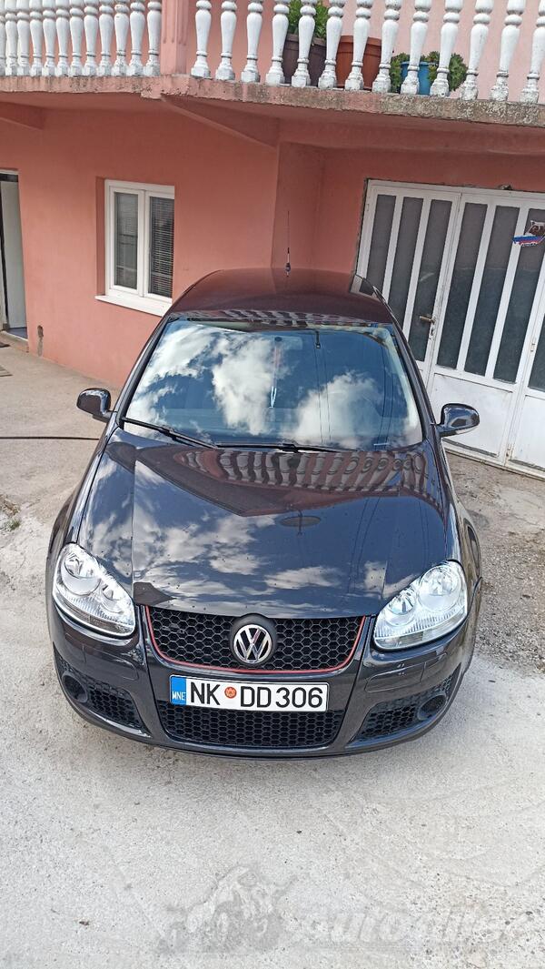 Volkswagen - Golf 5 - 1.9