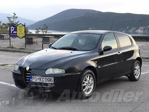 Alfa Romeo - 147 - 1.6