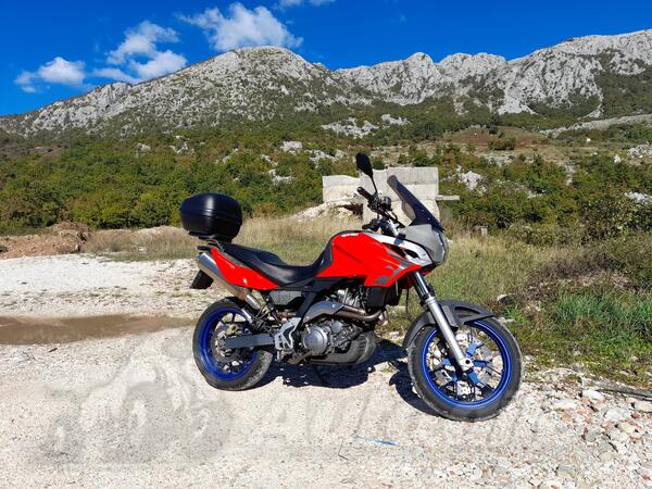 Aprilia - Pegaso Strada
