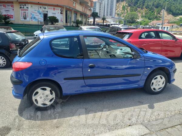 Peugeot - 206 - 206