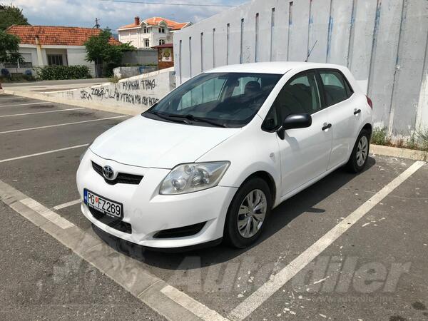 Toyota - Auris - 1.4 D-4D