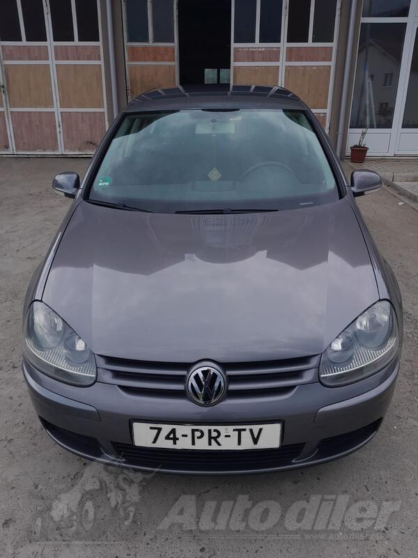 Volkswagen - Golf 5 - 1.9 TDi