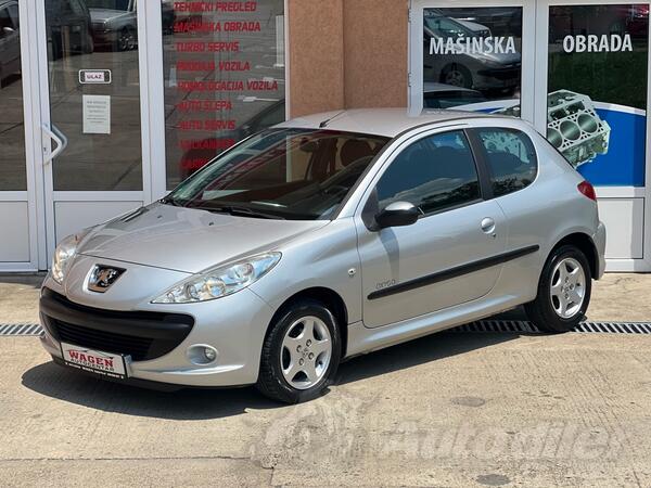 Peugeot - 206 - 206+ 2009 1.4 HDI