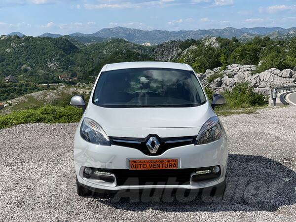 Renault - Scenic - 04/2013