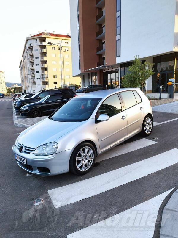 Volkswagen - Golf 5 - 1.9tdi 77kw bkc motor