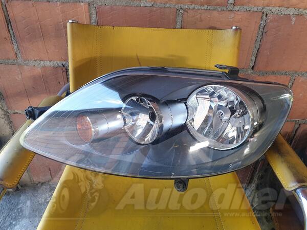 Desni far za Volkswagen - Golf Plus    - 2005-2008