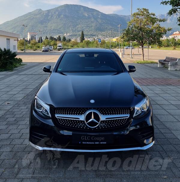 Mercedes Benz - GLC 220 - AMG Paket  4MATIK