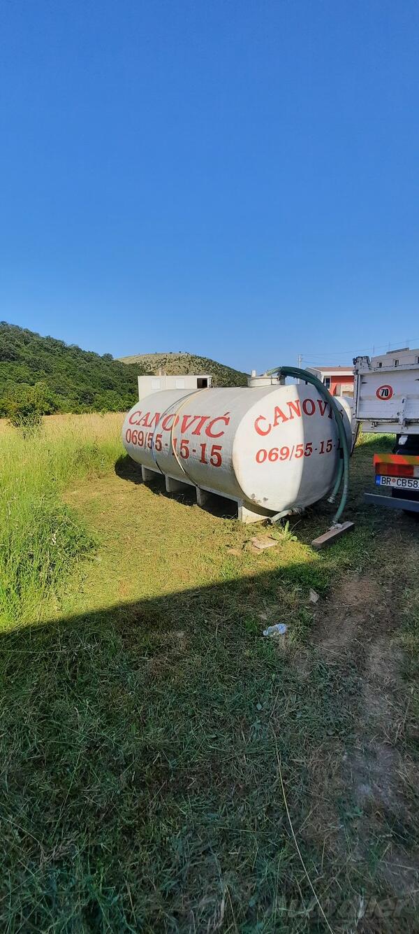 Mercedes Benz - CISTERNA 8m3