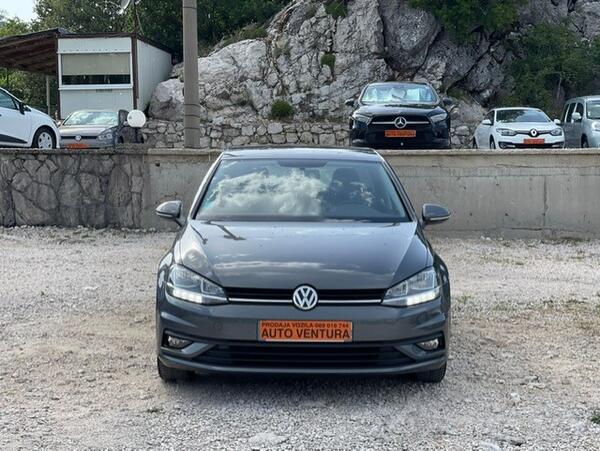 Volkswagen - Golf 7 - 08/2018.g
