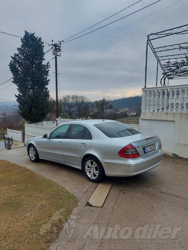 Mercedes Benz - E 200 - 2.2cdi