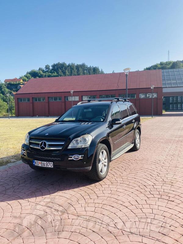 Mercedes Benz - GL 320