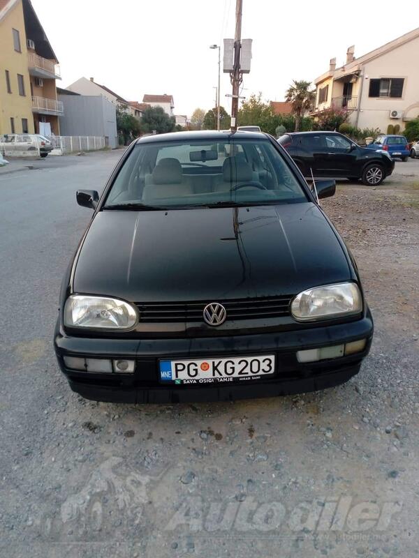 Volkswagen - Golf 3 - 1.8