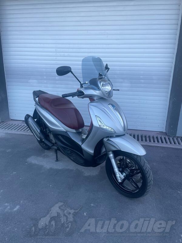 Piaggio - Beverly 350
