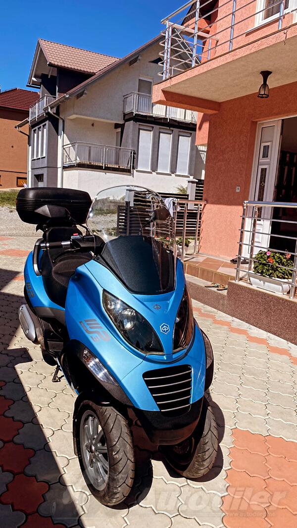 Piaggio - MP3