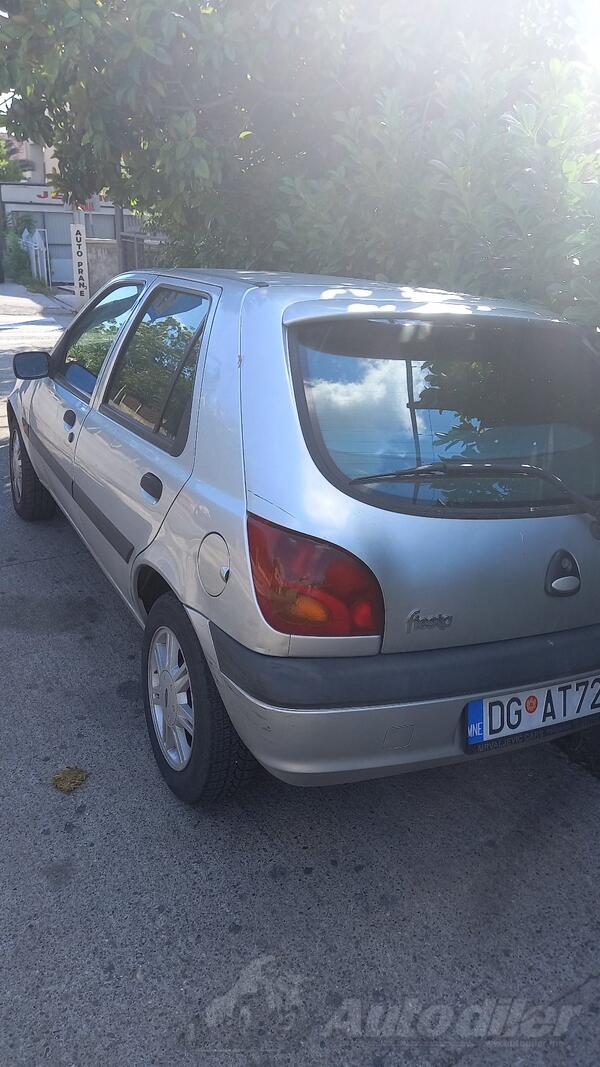 Ford - Fiesta - 1.8d