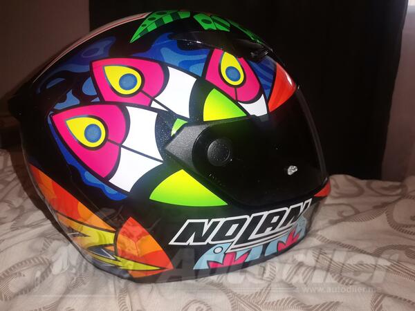 Nolan - moto kaciga