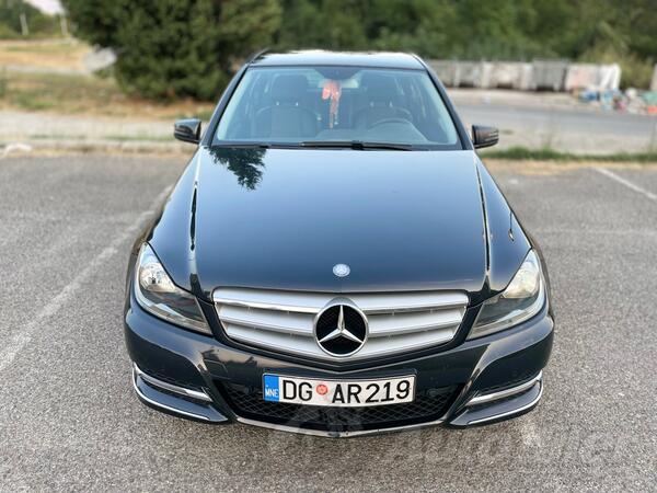 Mercedes Benz - C 180 - 2.2