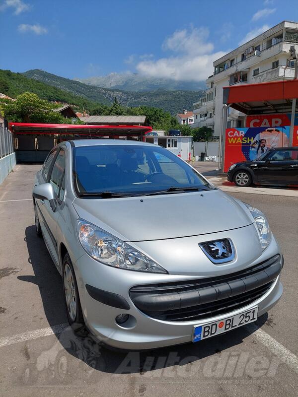 Peugeot - 207 - 1.4 hdi