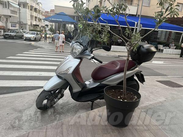 Piaggio - Beverly