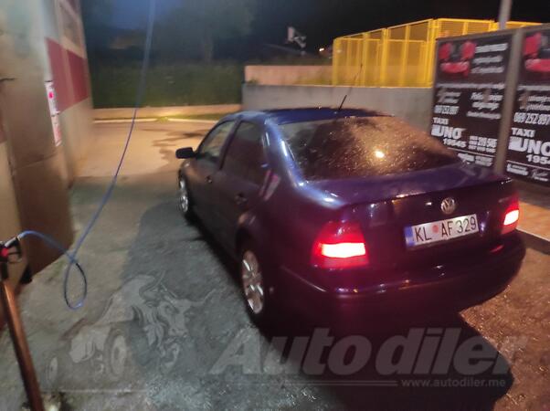 Volkswagen - Bora - 1.9TDI