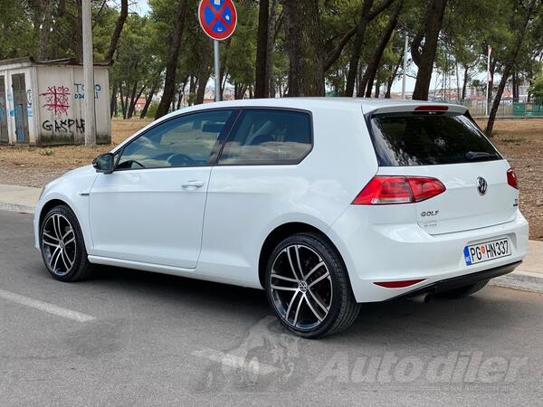 Volkswagen - Golf 7 - 1.6 tdi