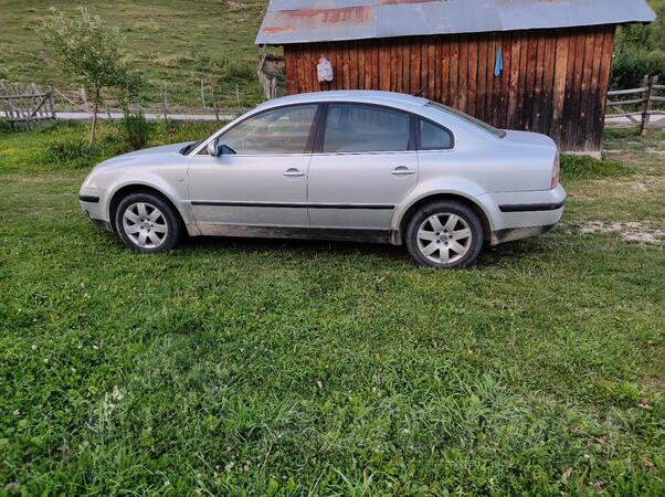 Volkswagen - Passat