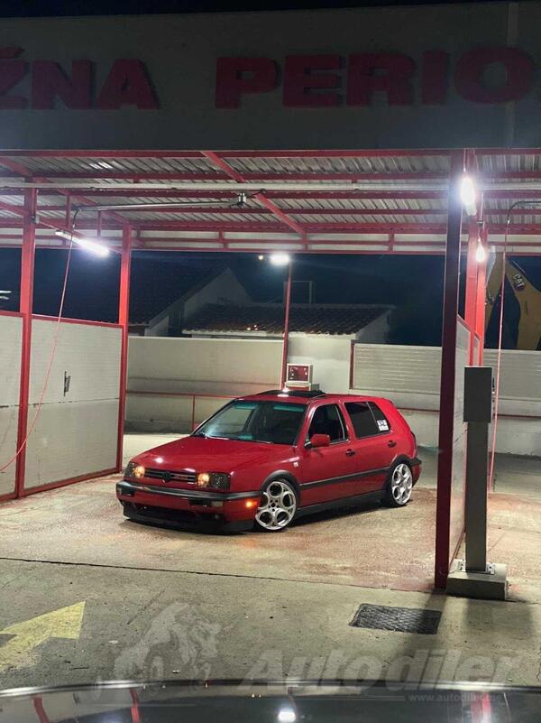 Volkswagen - Golf 3 - 2.0