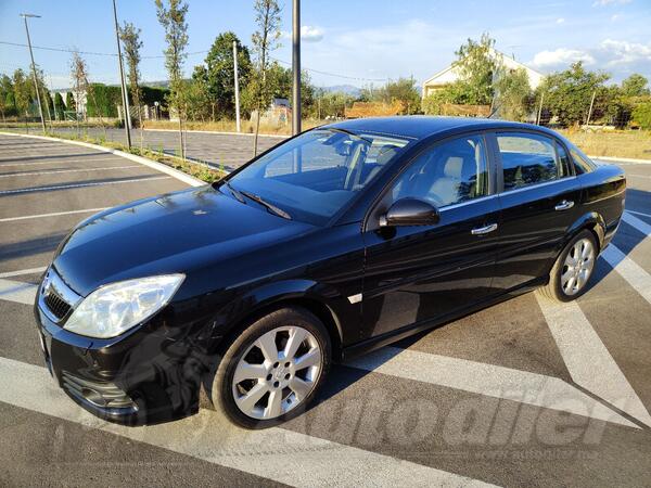 Opel - Vectra - 4DR COS