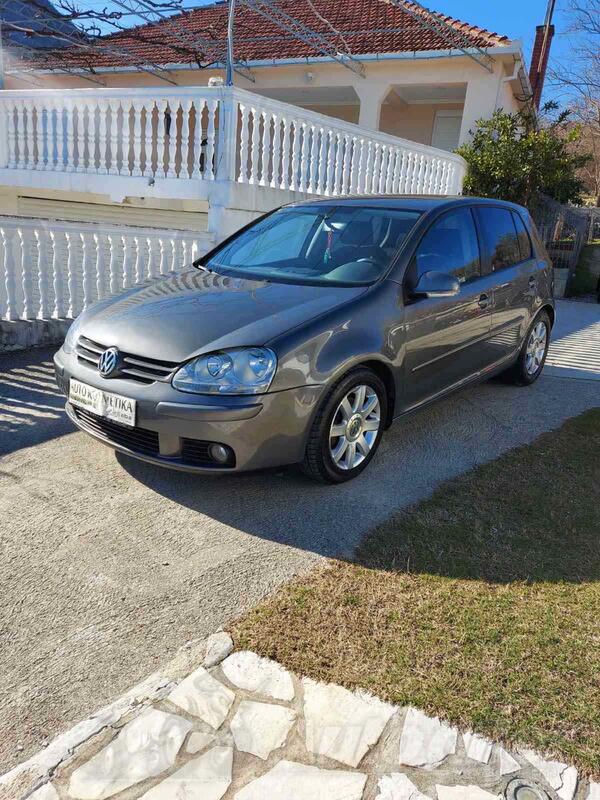 Volkswagen - Golf 5 - 2.0 TDI