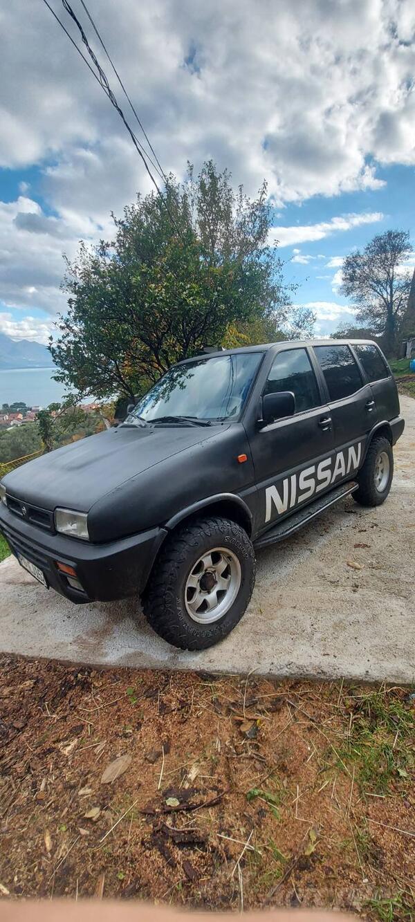 Nissan - Terrano II - 2.7 TD