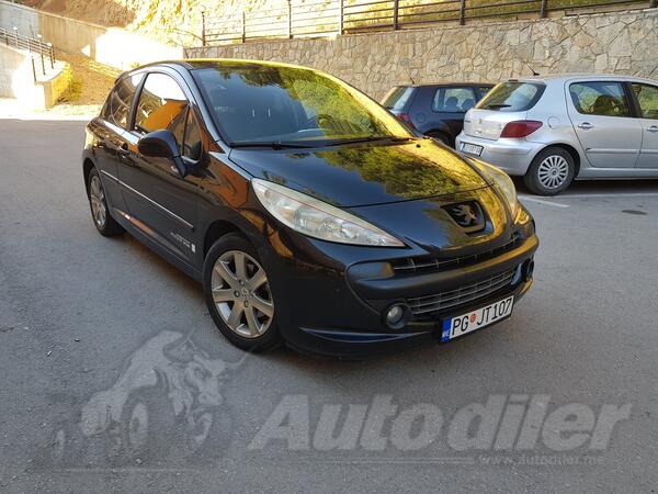 Peugeot - 207 - 1.6 HDI