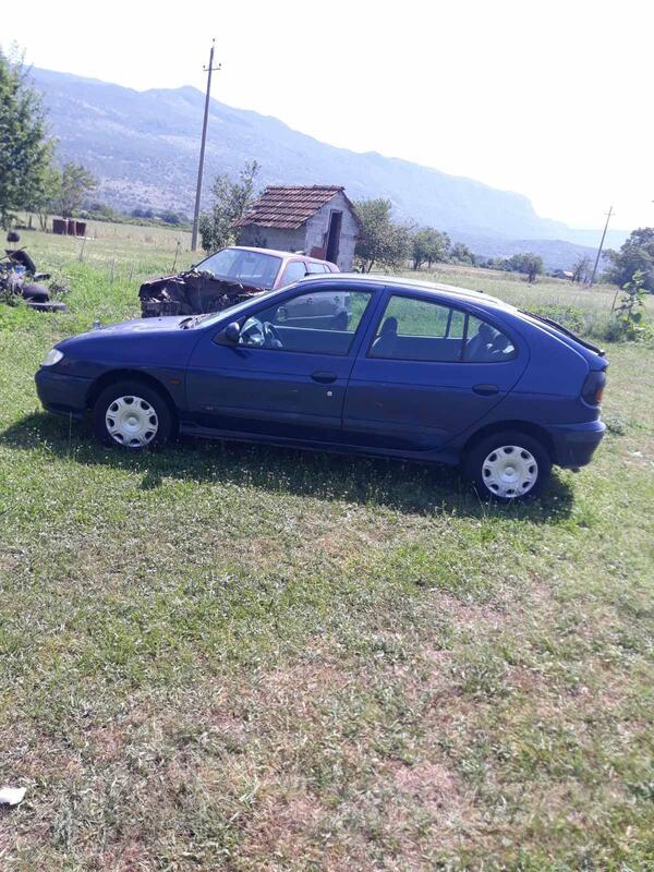 Renault - Megane - 1.6 66 kw