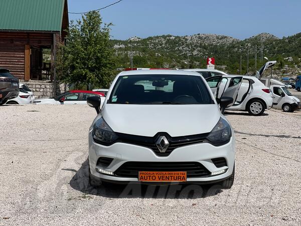 Renault - Clio - 12/2016
