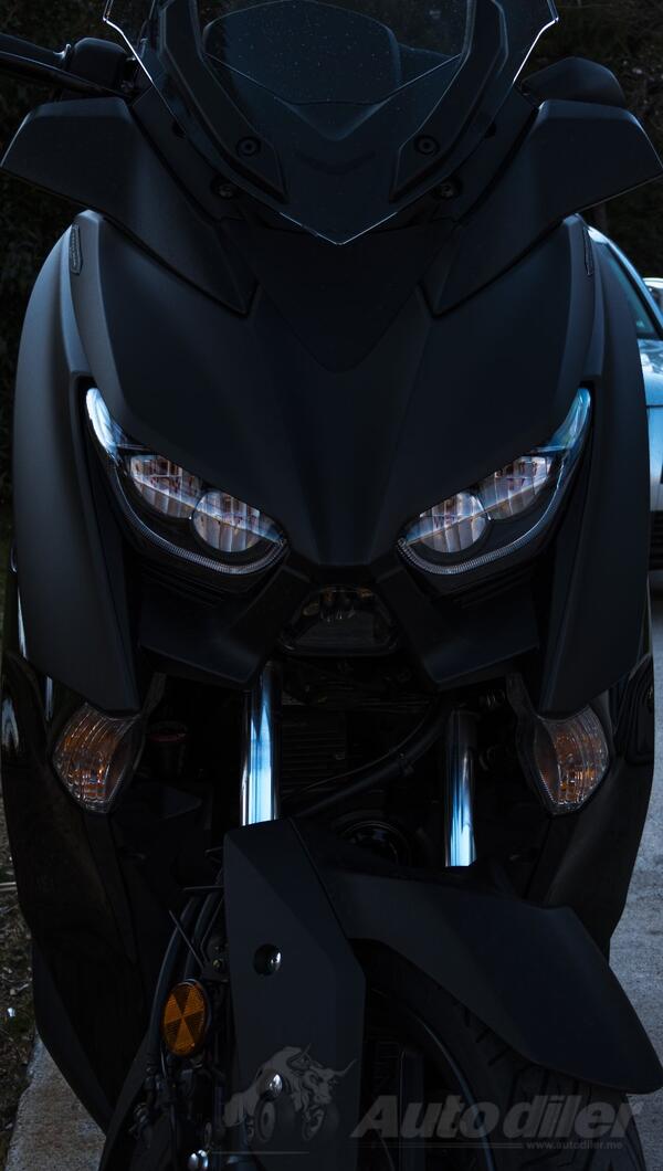 Yamaha - X MAX