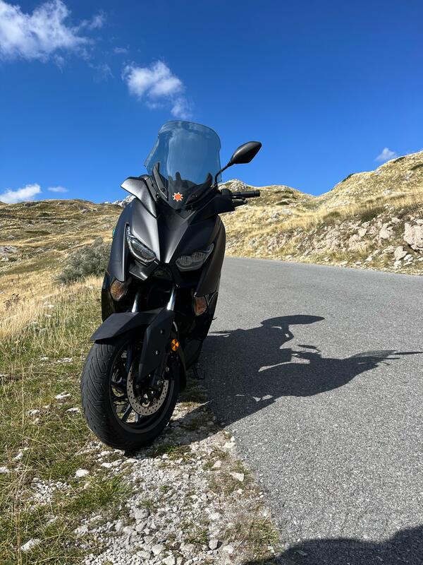 Yamaha - X MAX