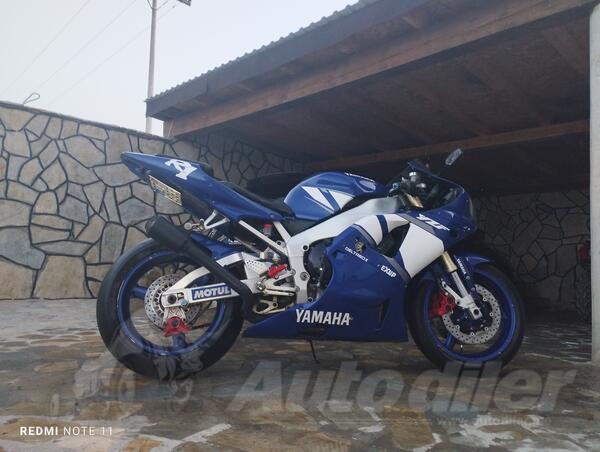 Yamaha - R1