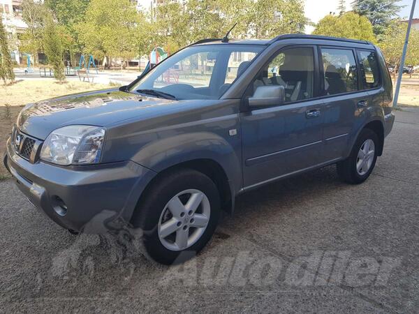 Nissan - X-Trail - 2.2 dci