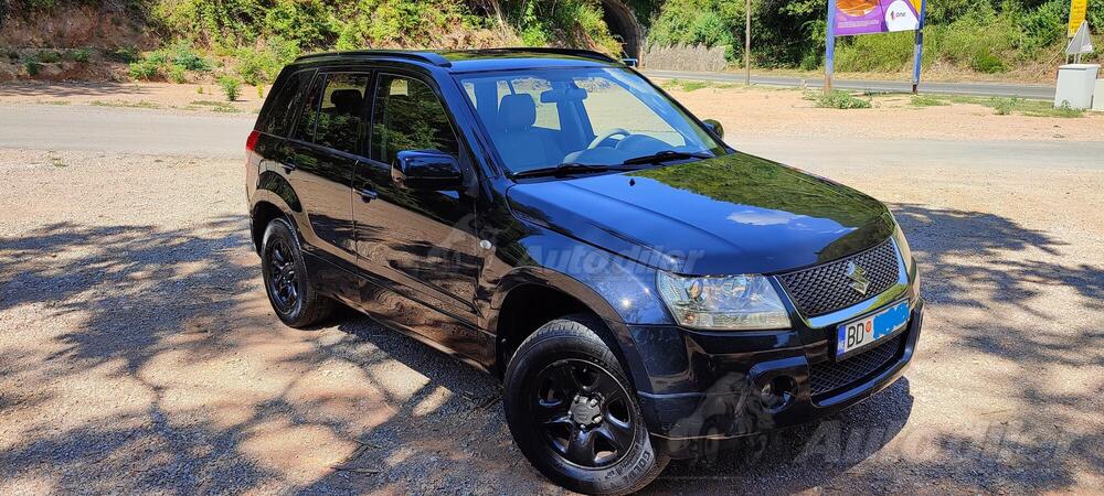Suzuki - Grand Vitara - 2.0