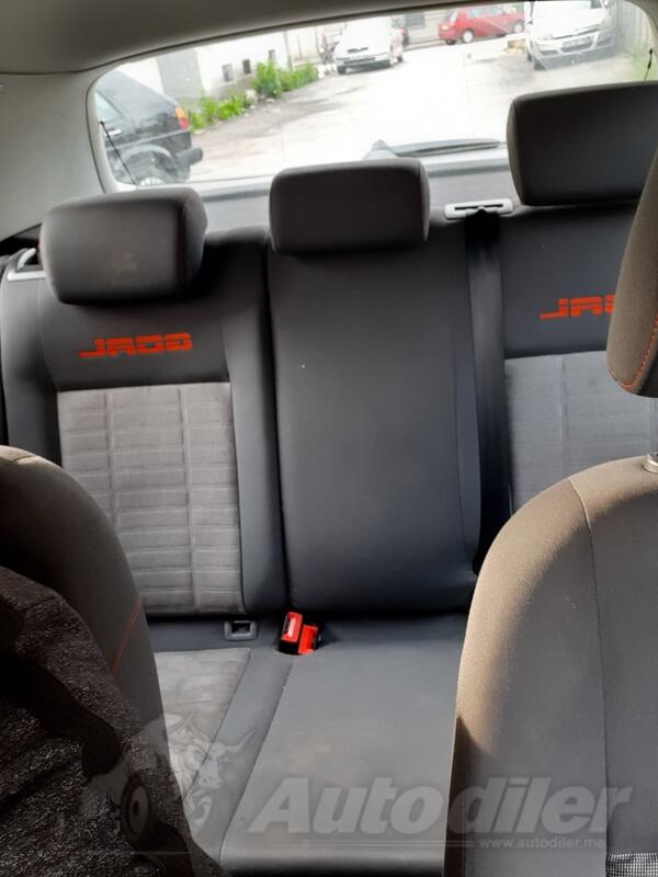 Volkswagen - Golf 5 - 1,9