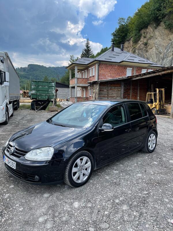 Volkswagen - Golf 5 - 2.0 TDI