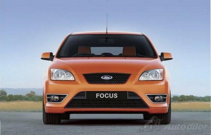 Ford - Focus ST in parts