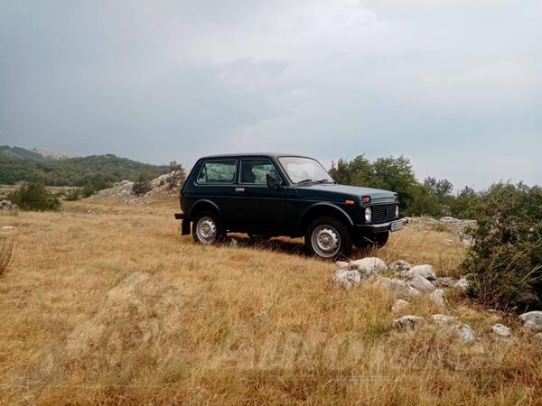 Lada - Niva - 1700