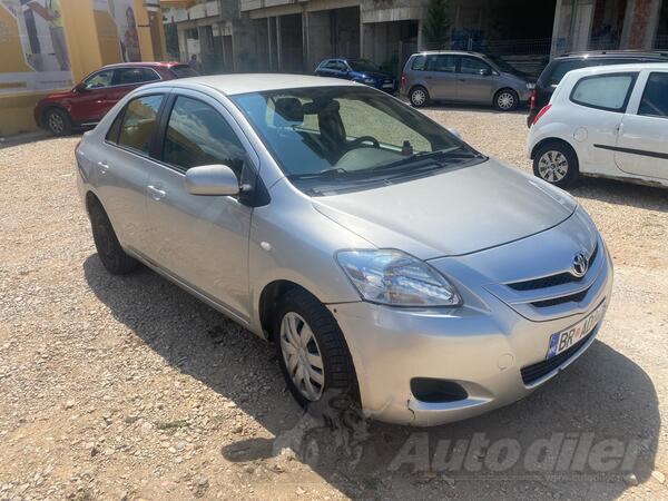 Toyota - Yaris