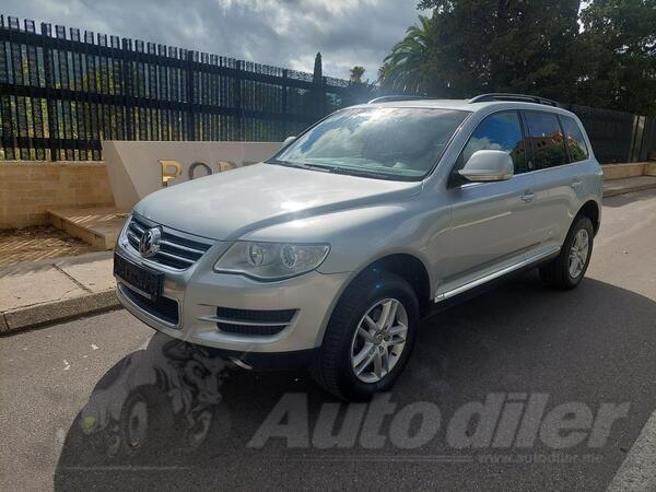Volkswagen - Touareg - 2.5 TDI
