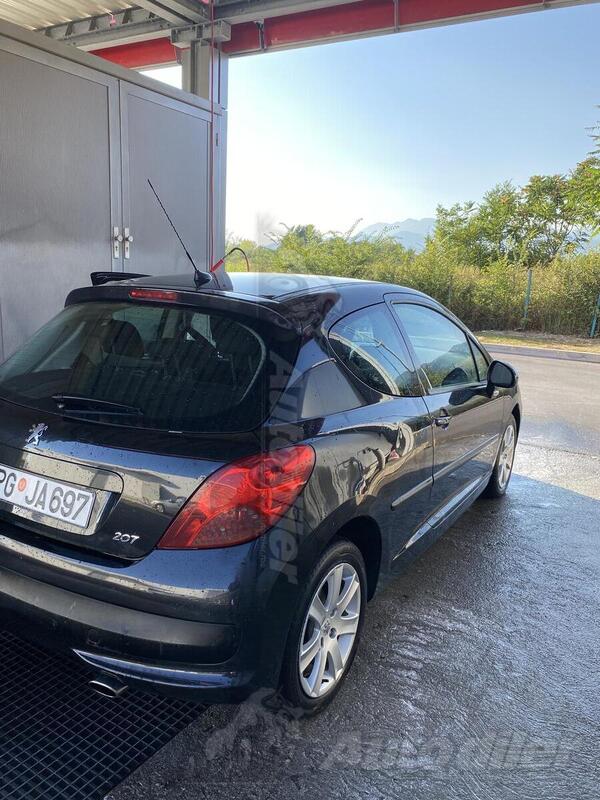 Peugeot - 207 - 1.6
