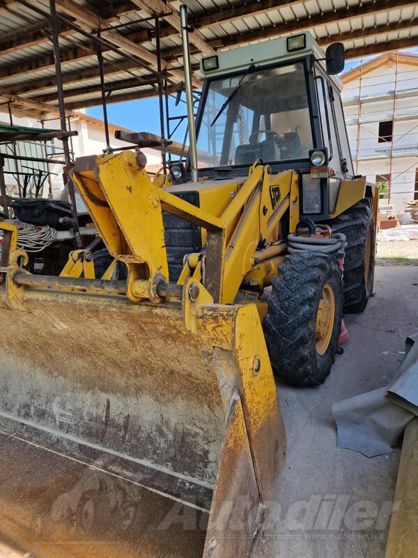 JCB - 3xc