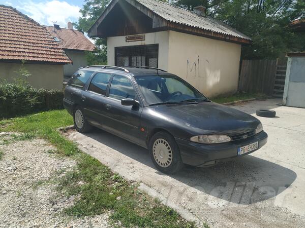 Ford - Mondeo - 1.8 TD